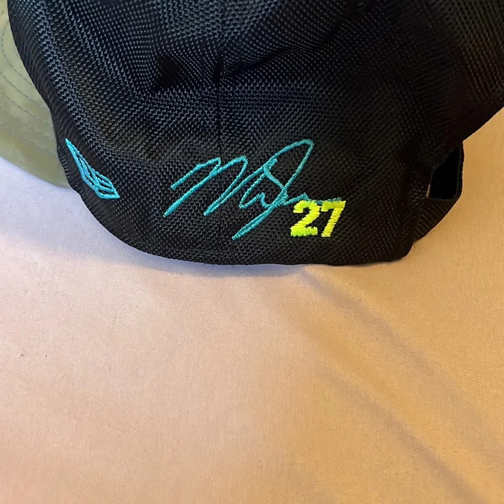 Angels hat - Picture 2 of 5